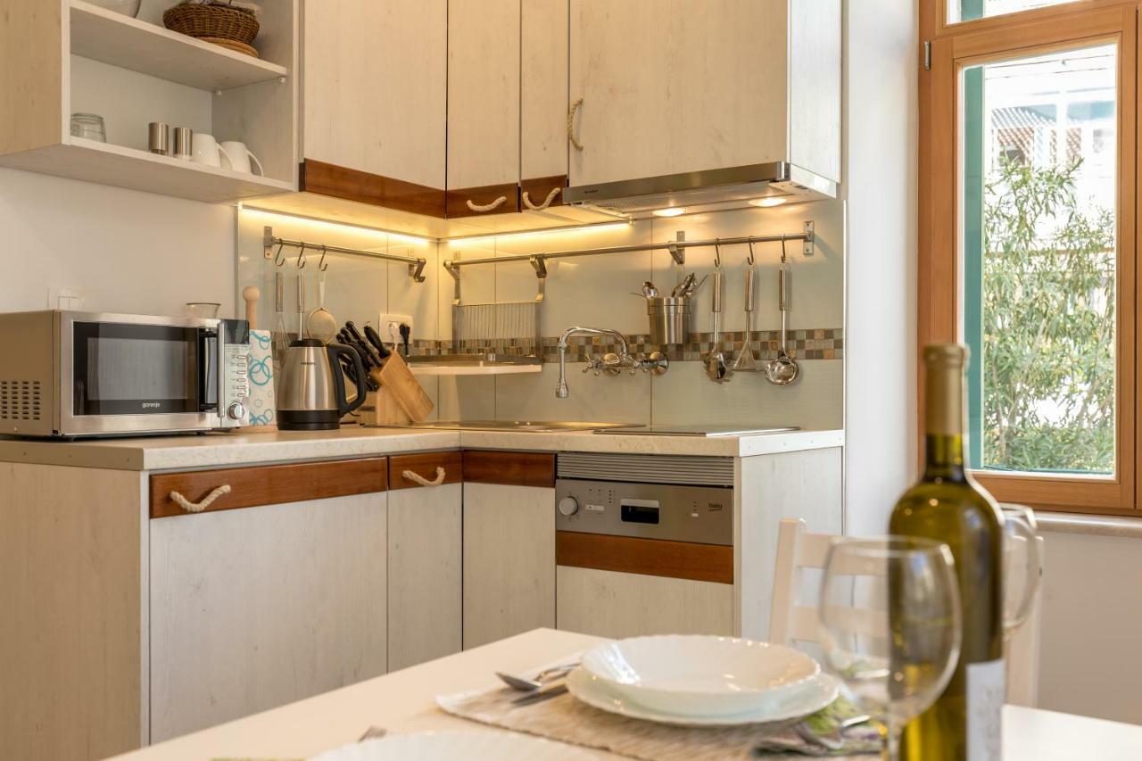 Studio Apartment Dzapo Split Eksteriør bilde