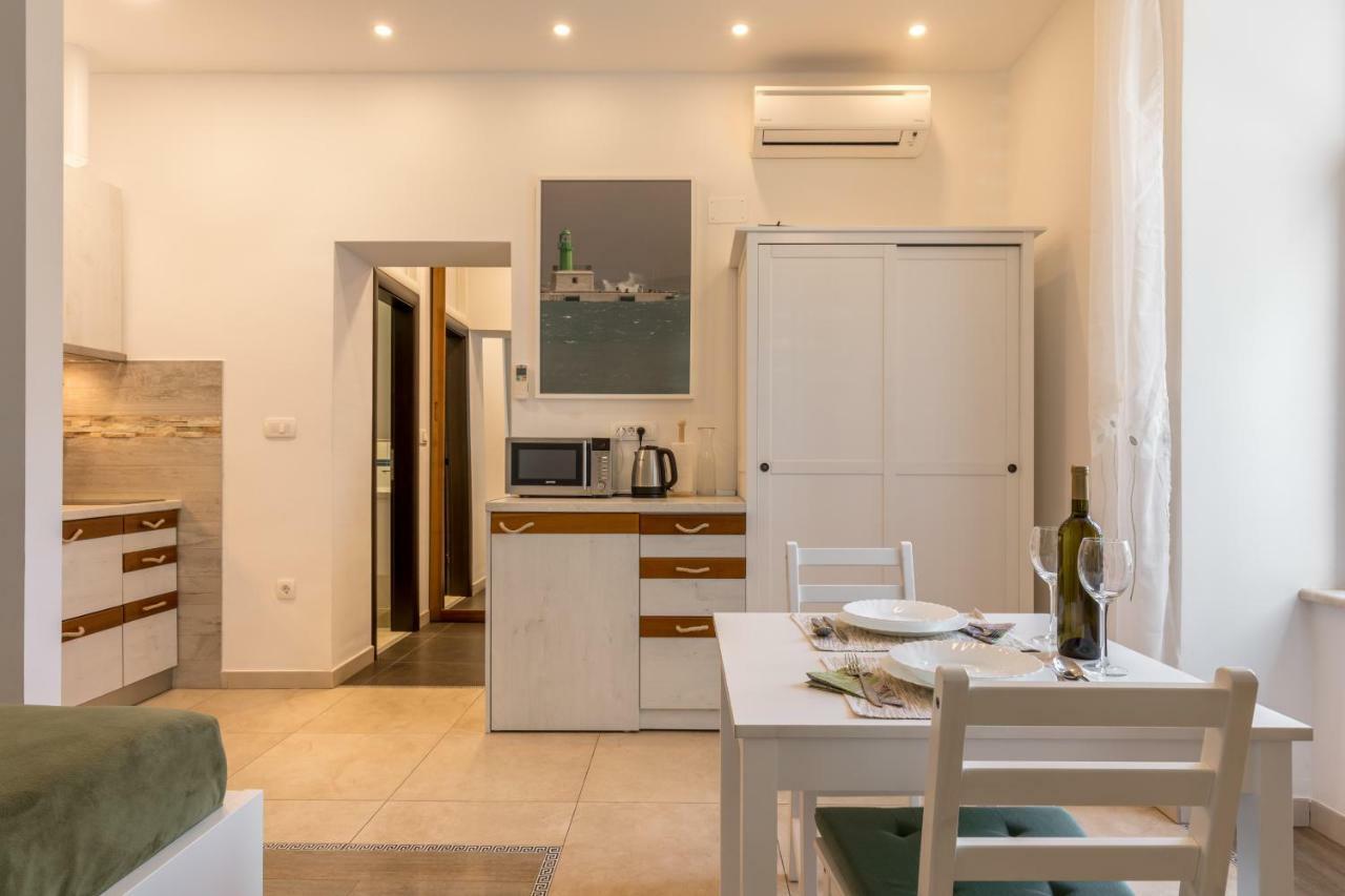 Studio Apartment Dzapo Split Eksteriør bilde